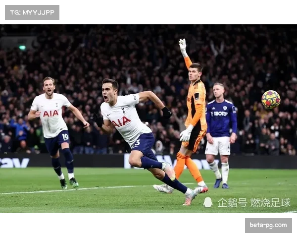 利兹联防守定位球漏洞,施塔赫任意球直接破门暴露人墙问题 利兹联防守定位球漏洞,施塔赫任意球直接破门暴露人墙问题